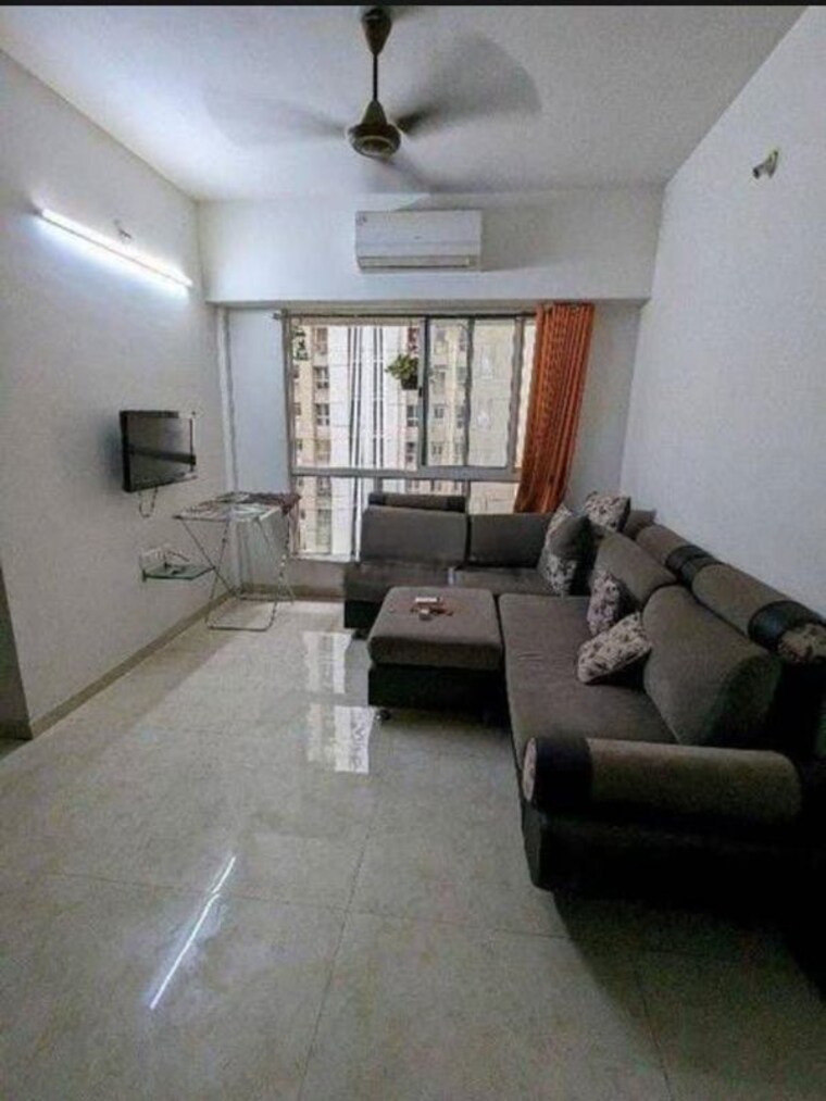 Living Room, lodha-amara 1 Bedroom 550 Sq.Ft. Apartment In Kolshet Road Thane 10615588