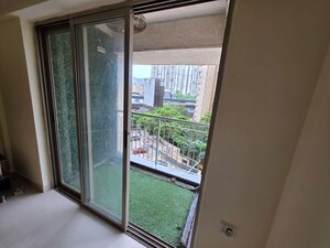 2.5 BHK Apartment For Rent in Lodha Splendora, Ghodbunder Road