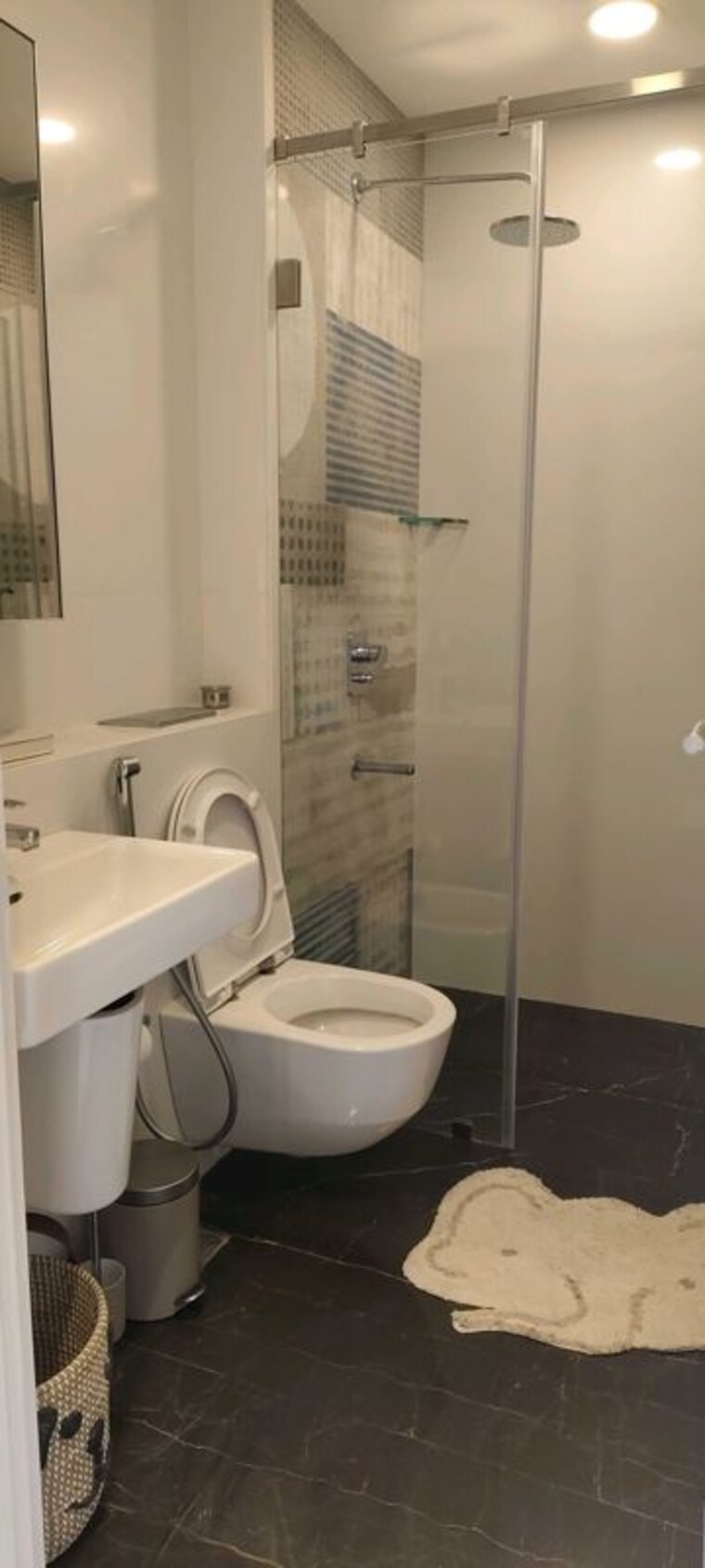 Bathroom, lodha-the-park 4 Bedroom 1545 Sq.Ft. Apartment In Worli Mumbai 10615656