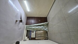 Master Bedroom in 2 BHK Builder Floor at Dilshad Garden – for Sale