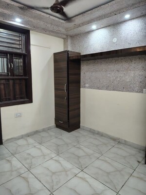 Room in 2 BHK Builder Floor at Uttam Nagar West – for Sale