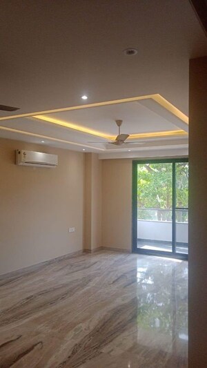 3 BHK Builder Floor For Rent in Sector 43