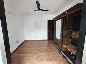Master Bedroom in 2 BHK Apartment at Ganpati Nagar – for Rent