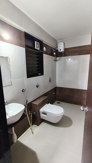 Bathroom in 2 BHK Apartment at Ganpati Nagar – for Rent