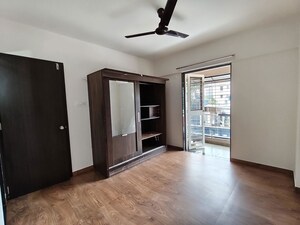 Master Bedroom in 2 BHK Apartment at Ganpati Nagar – for Rent