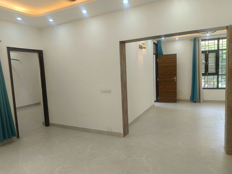 Room, unitech-arcadia 3 Bedroom 360 Sq.Ft. Builder Floor In South City 2 Gurgaon 10615869