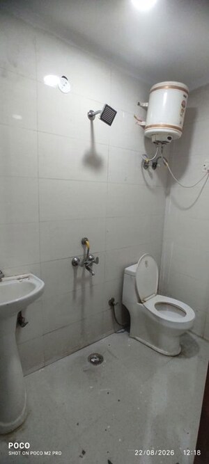 Bathroom in 1 BHK Builder Floor at Mehrauli – for Rent