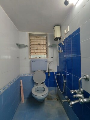 Team Area in 3 BHK Apartment at Nayana Niwas, Borivali West – for Rent