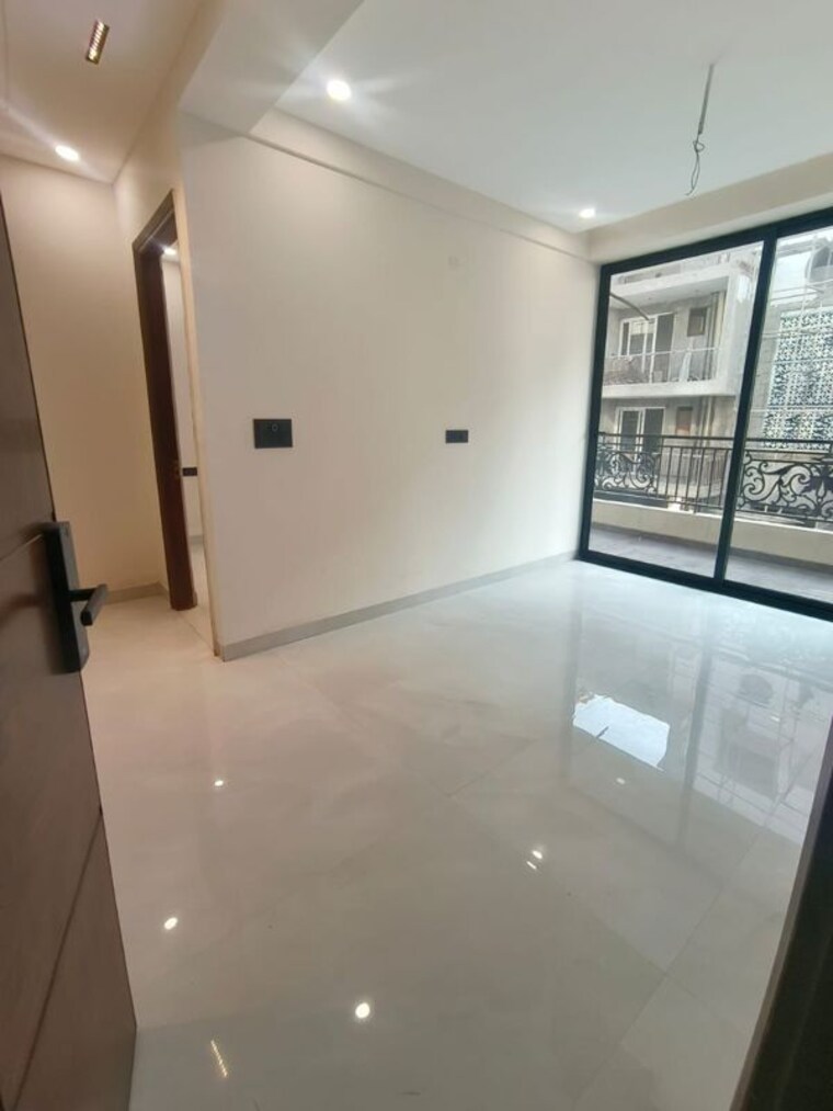 Room, shri-northview-avenue 3 Bedroom 150 Sq.Yd. Apartment In Dyalpur Zirakpur 10615984