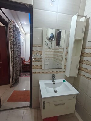 Bathroom in 1 BHK Builder Floor at Saket – for Rent