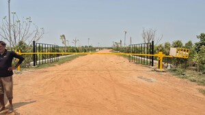  Plot For Sale in Ved Express City, Sikandarpur Village