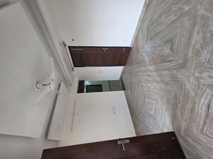 Furnished Amenities in 4 BHK Builder Floor at Sector 57 – for Rent