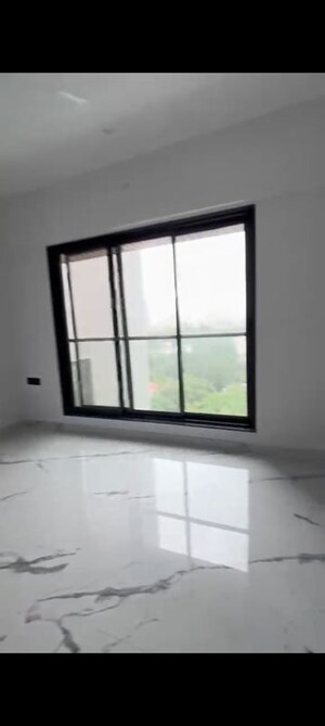 Room in 3 BHK Apartment at H Rishabraj Serenity Decks, Goregaon East – for Rent