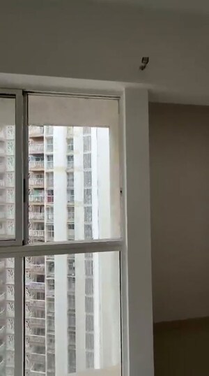 Room in 2 BHK Apartment at Lodha Upper Thane, Anjur – for Sale