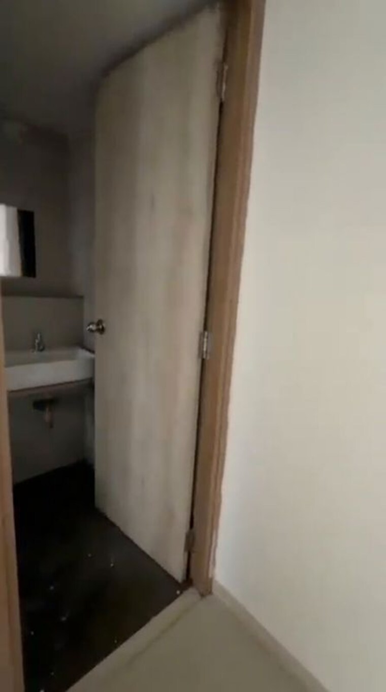 Bathroom, lodha-upper-thane 2 Bedroom 664 Sq.Ft. Apartment In Anjur Thane 10616171