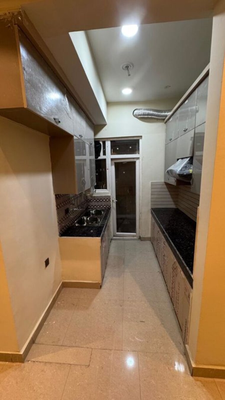 Kitchen, sikka-kimantra-greens 3 Bedroom 1375 Sq.Ft. Apartment In Sector 79 Noida 10616203