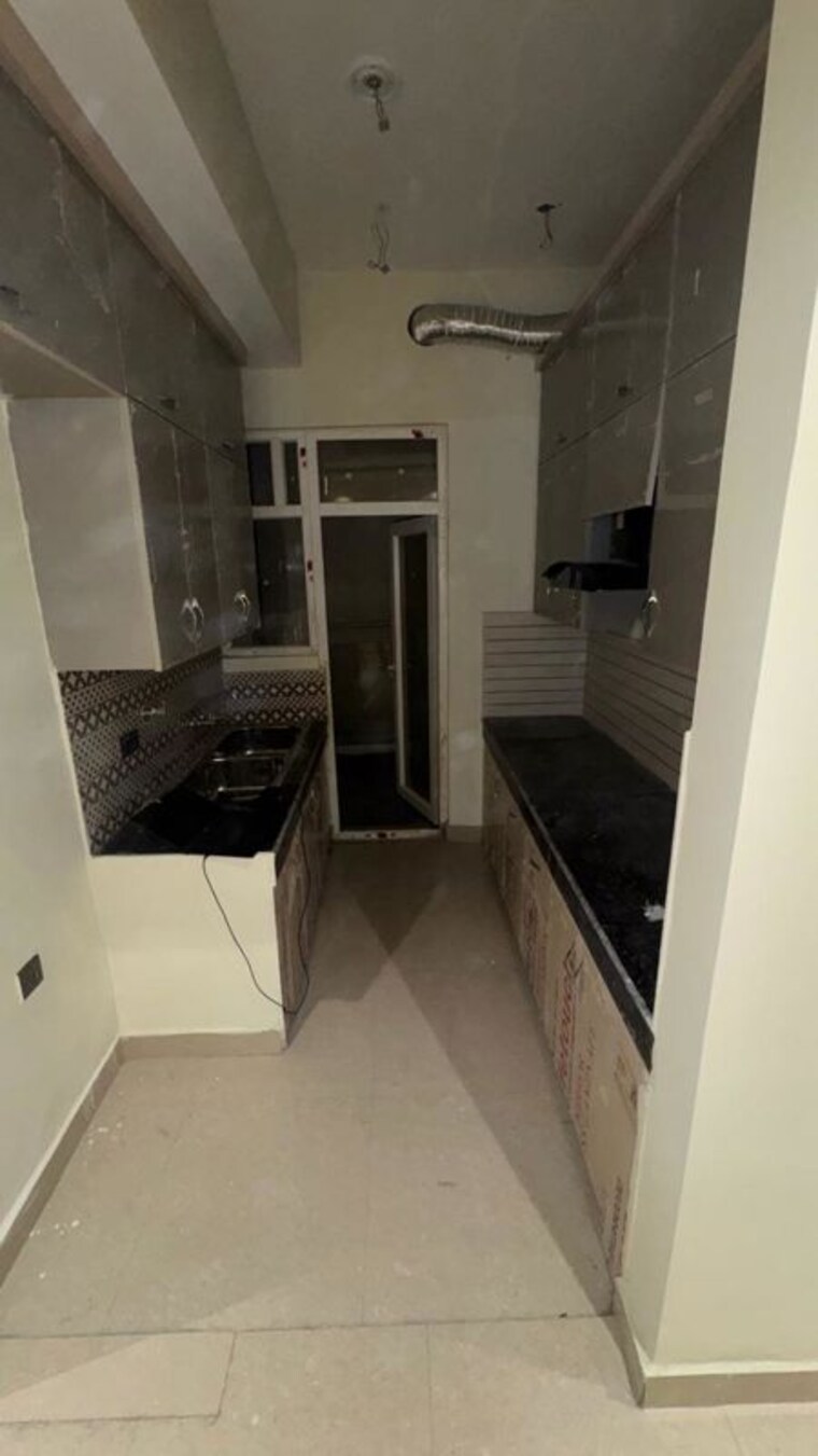 Kitchen, sikka-kimantra-greens 3 Bedroom 1375 Sq.Ft. Apartment In Sector 79 Noida 10616203