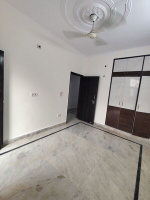 Room in 2 BHK Builder Floor at Mahavir Enclave 1 – for Rent