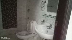 Bathroom in 4 BHK Builder Floor at Janakpuri – for Rent