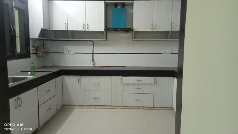 Kitchen, janakpuri 4 Bedroom 325 Sq.Yd. Builder Floor In Janakpuri Delhi 10616337