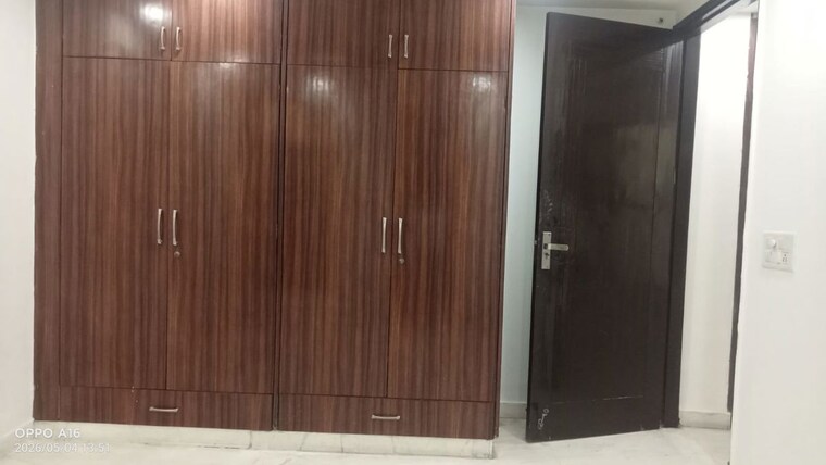 Other, janakpuri 4 Bedroom 325 Sq.Yd. Builder Floor In Janakpuri Delhi 10616337