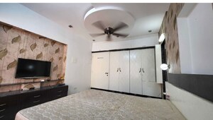 Master Bedroom in 3 BHK Apartment at Malabar Hill – for Rent