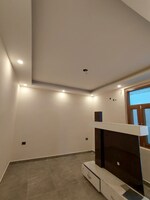 2 BHK + Store Room 450 Sq.Mt. Independent House in RWA Apartments Sector 47