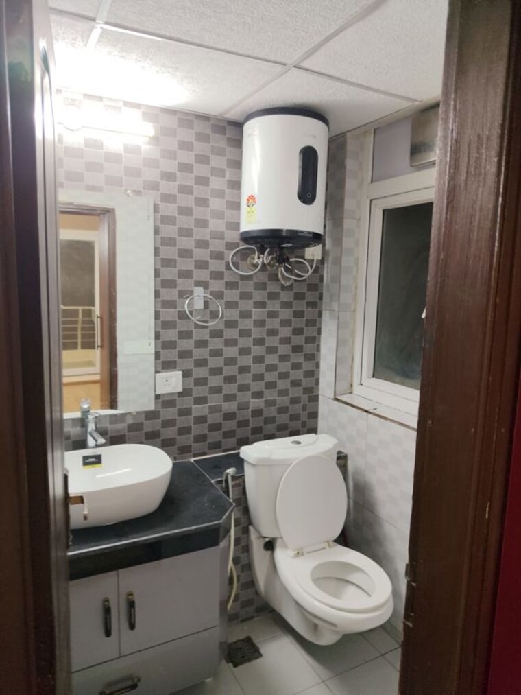 Bathroom, sector 107 2 Bedroom 1195 Sq.Ft. Apartment In Sector 107 Noida 10614025