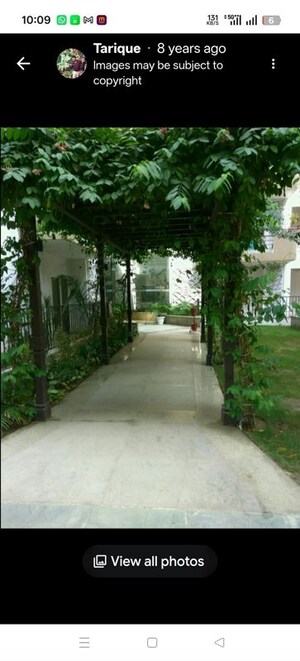 Balcony in 2.5 BHK Apartment at Express Zenith, Sector 77 – for Rent