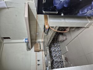 Kitchen in 1.5 BHK Builder Floor at Mayur Vihar – for Rent