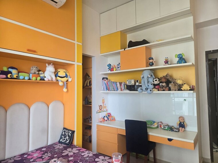 Team Area, raheja-sherwood 2 Bedroom 900 Sq.Ft. Apartment In Goregaon East Mumbai 10616376