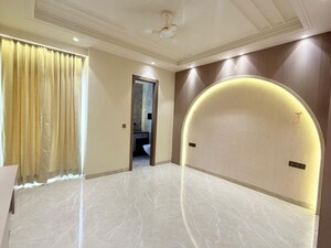 Bathroom in 4 BHK Builder Floor at Unitech South City II, Sector 50 – for Sale
