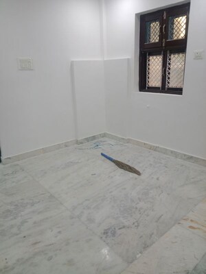 2 BHK Builder Floor For Rent in Janakpuri