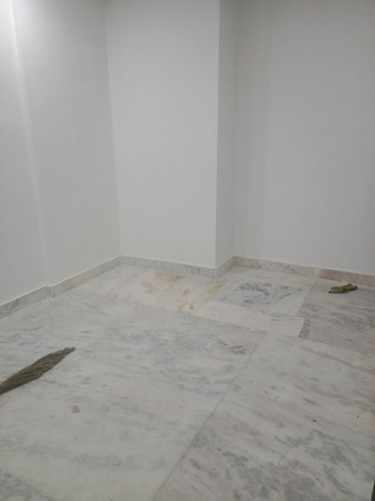 Room, janakpuri 2 Bedroom 80 Sq.Yd. Builder Floor In Janakpuri Delhi 10616435