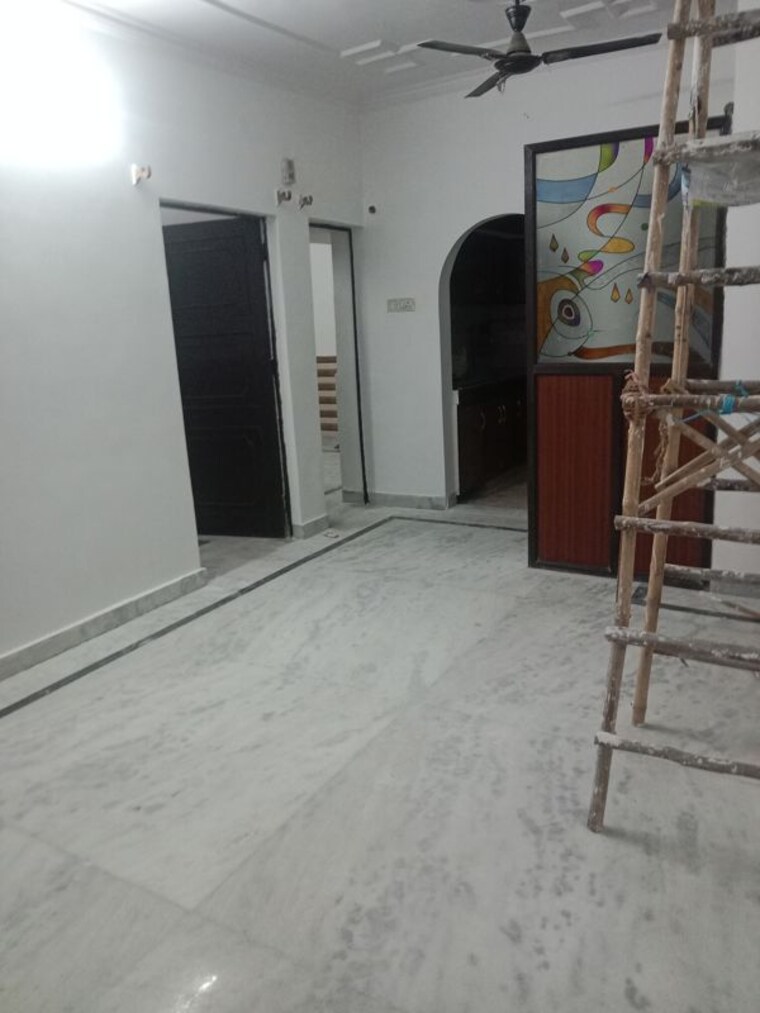 Room, janakpuri 2 Bedroom 80 Sq.Yd. Builder Floor In Janakpuri Delhi 10616435