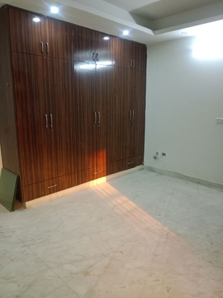 Room, janakpuri 2 Bedroom 80 Sq.Yd. Builder Floor In Janakpuri Delhi 10616435