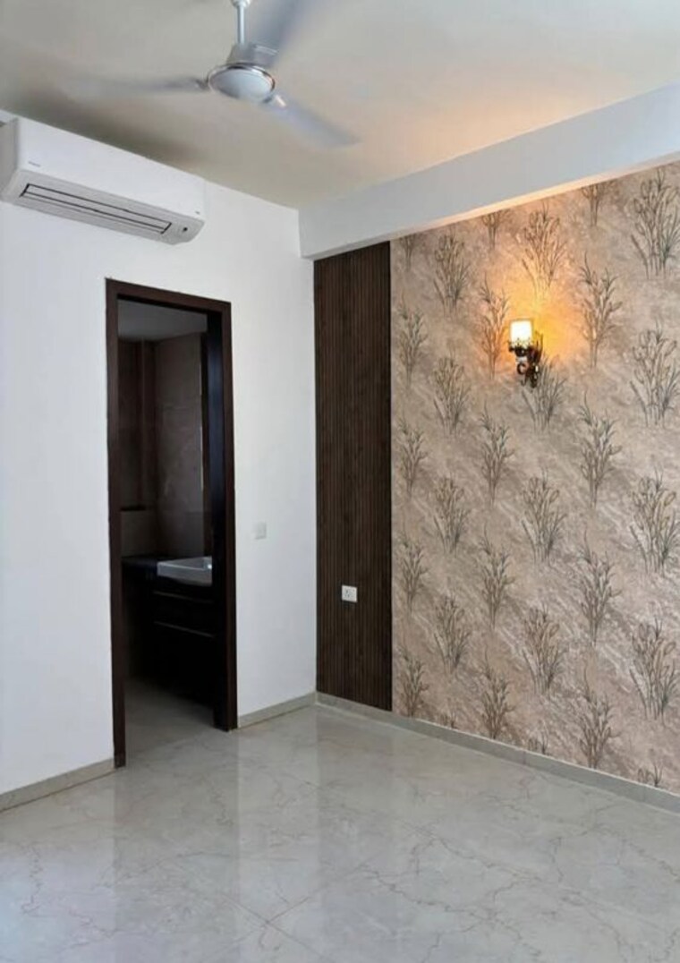 Room, smart-world-orchard 3 Bedroom 1700 Sq.Ft. Apartment In Sector 61 Gurgaon 10616504
