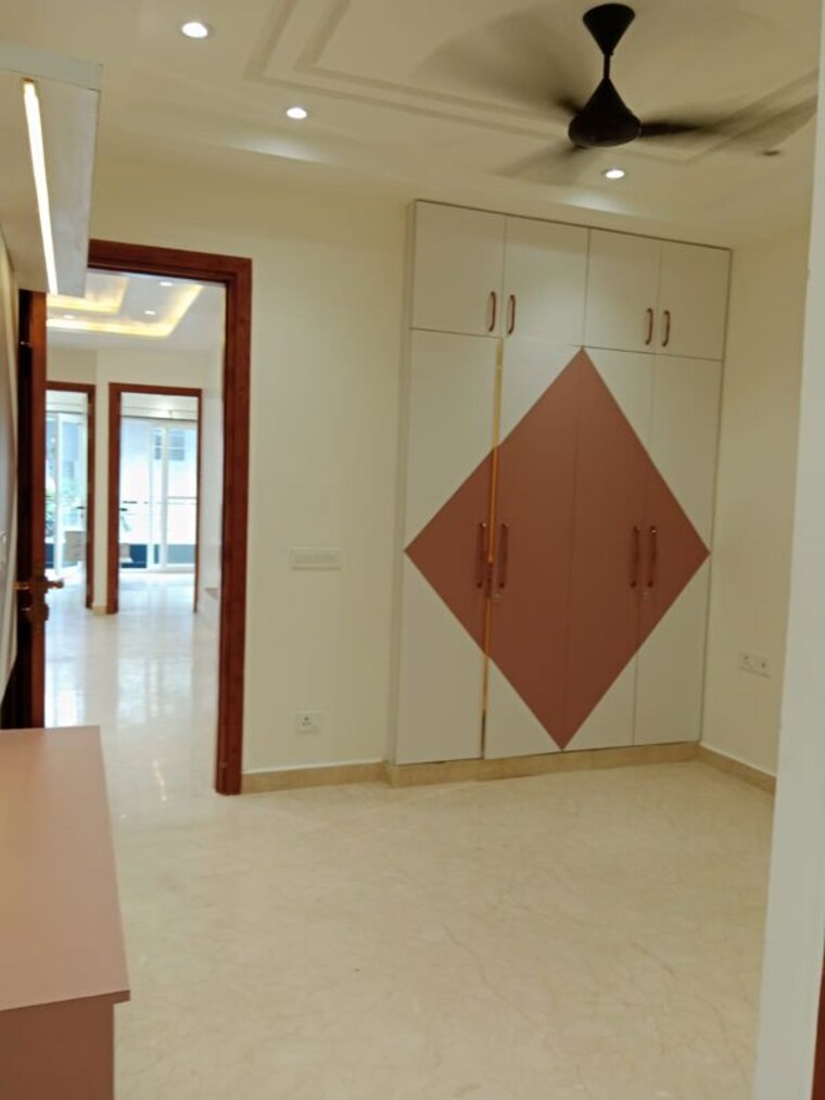Room, janakpuri 3 Bedroom 120 Sq.Yd. Builder Floor In Janakpuri Delhi 10616519