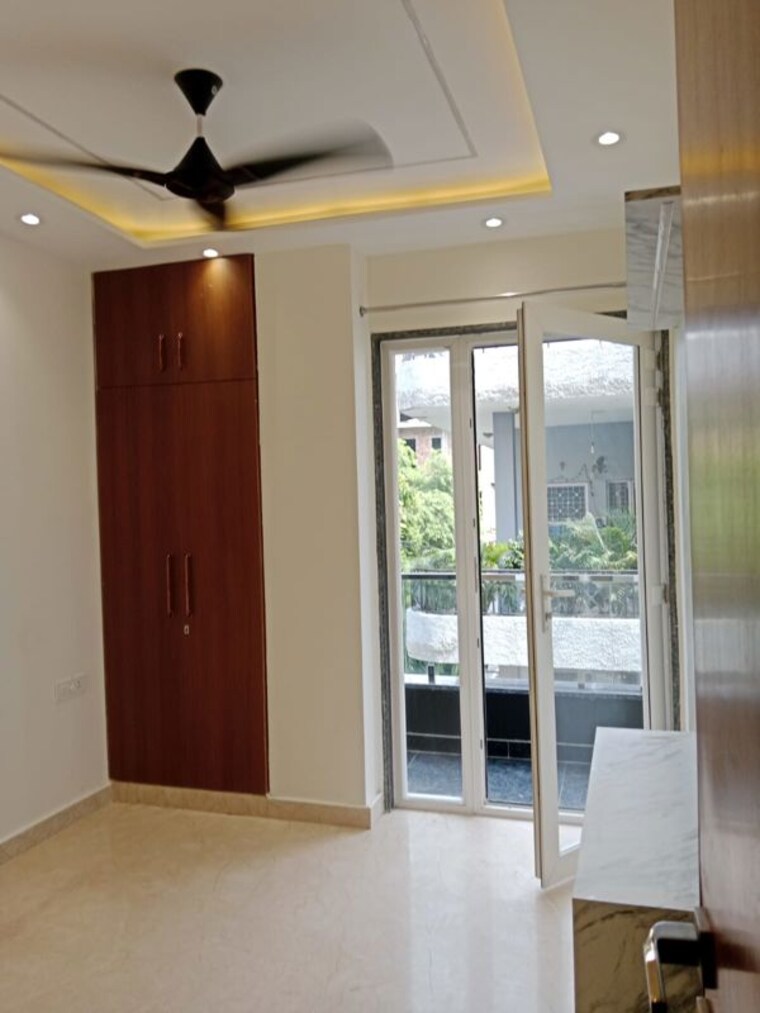 Room, janakpuri 3 Bedroom 120 Sq.Yd. Builder Floor In Janakpuri Delhi 10616519