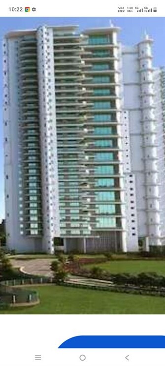 4 BHK + Servant Room 3350 Sq.Ft. Apartment in Mahagun Mezzaria