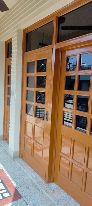 2 BHK Builder Floor – Exterior View View at Janakpuri - for Rent
