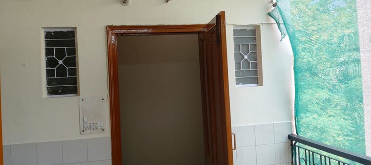 Other, janakpuri 2 Bedroom 200 Sq.Yd. Builder Floor In Janakpuri Delhi 10616565