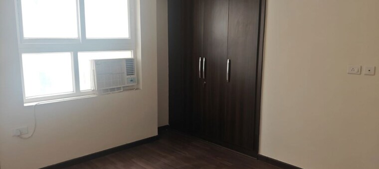 Room, janakpuri 2 Bedroom 200 Sq.Yd. Builder Floor In Janakpuri Delhi 10616565