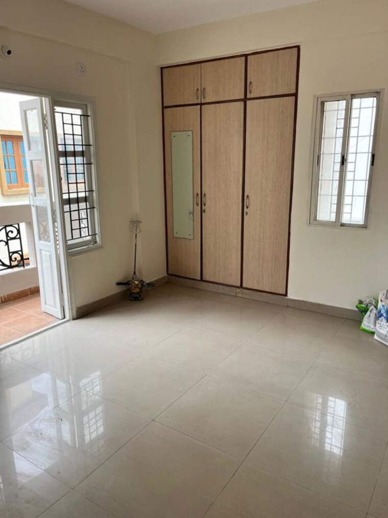 Room, koramangala 4 Bedroom 1800 Sq.Ft. Independent House In Koramangala Bangalore 10616686
