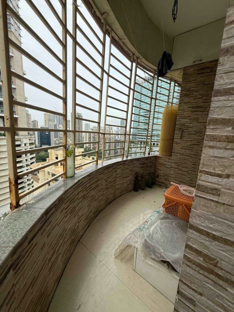 Balcony, isa-royal-palace 2 Bedroom 850 Sq.Ft. Apartment In Prabhadevi Mumbai 10548095