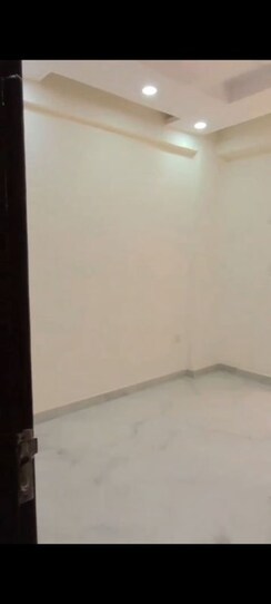 4 BHK + Extra Room Builder Floor For Sale in Mahavir Enclave