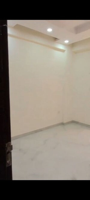 4 BHK Builder Floor For Sale in Mahavir Enclave