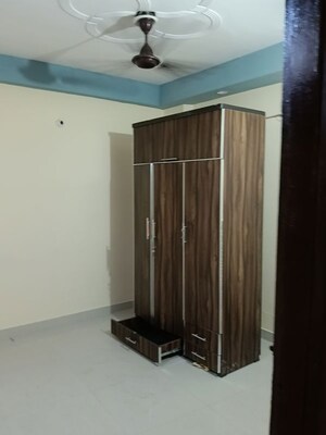 Room in 2 BHK Builder Floor at Saket – for Rent