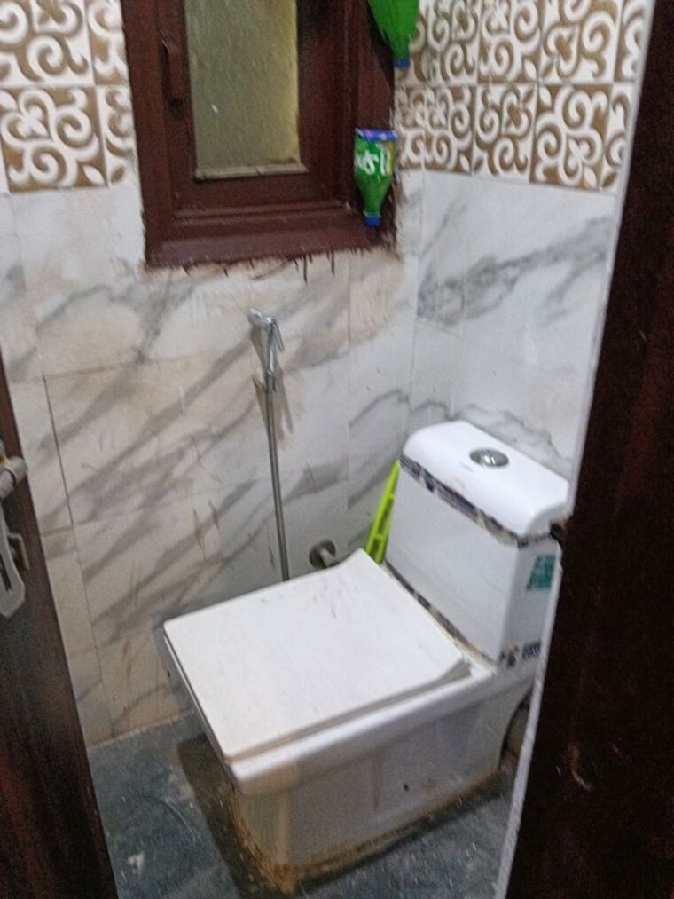 Bathroom, saket 2 Bedroom 850 Sq.Ft. Builder Floor In Saket Delhi 10616769
