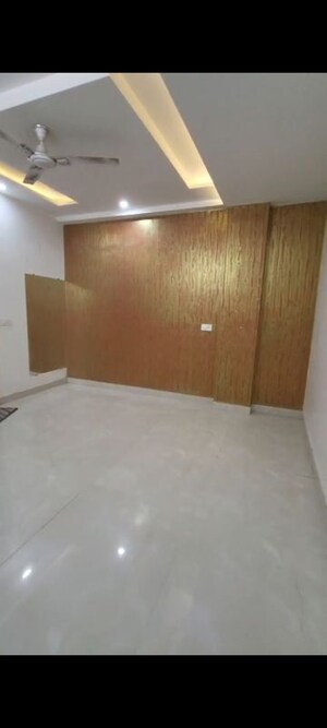 3 BHK Builder Floor For Sale in Mahavir Enclave